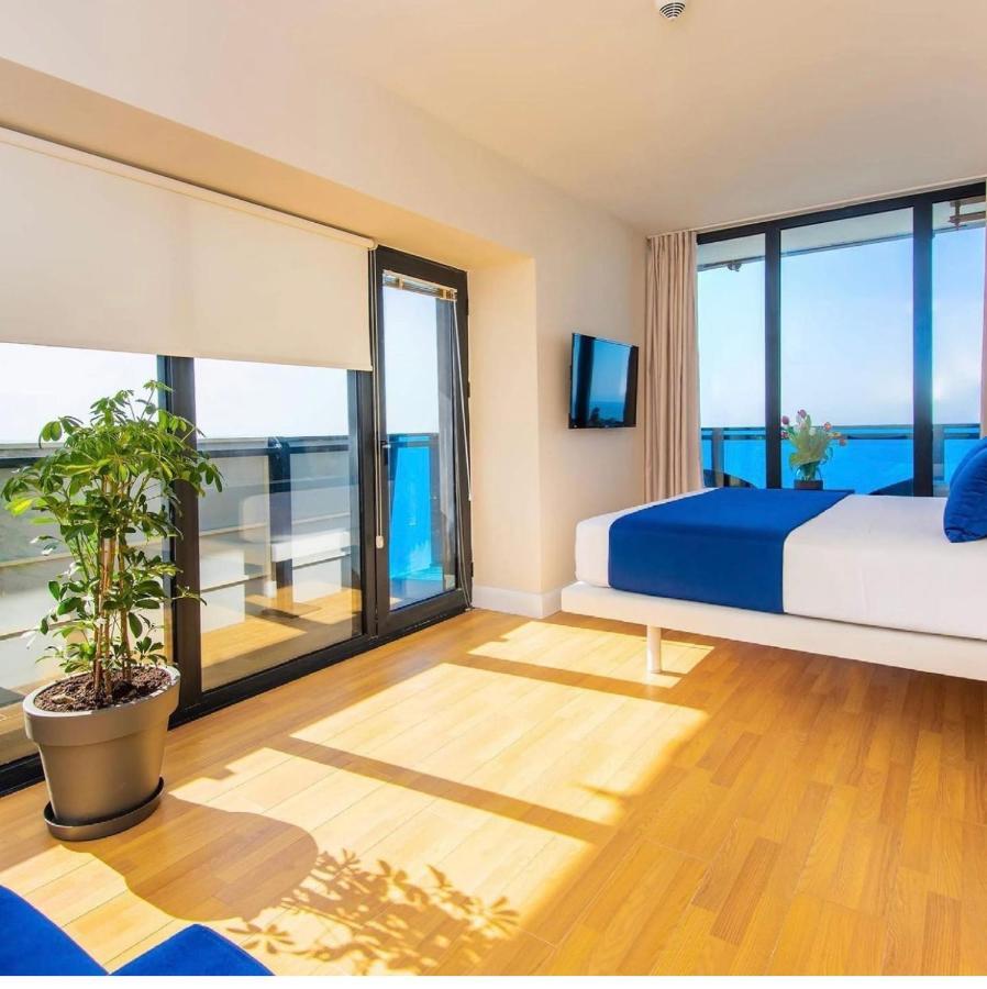 Panorama Sea View Orbi City Aparthotel Batum Dış mekan fotoğraf
