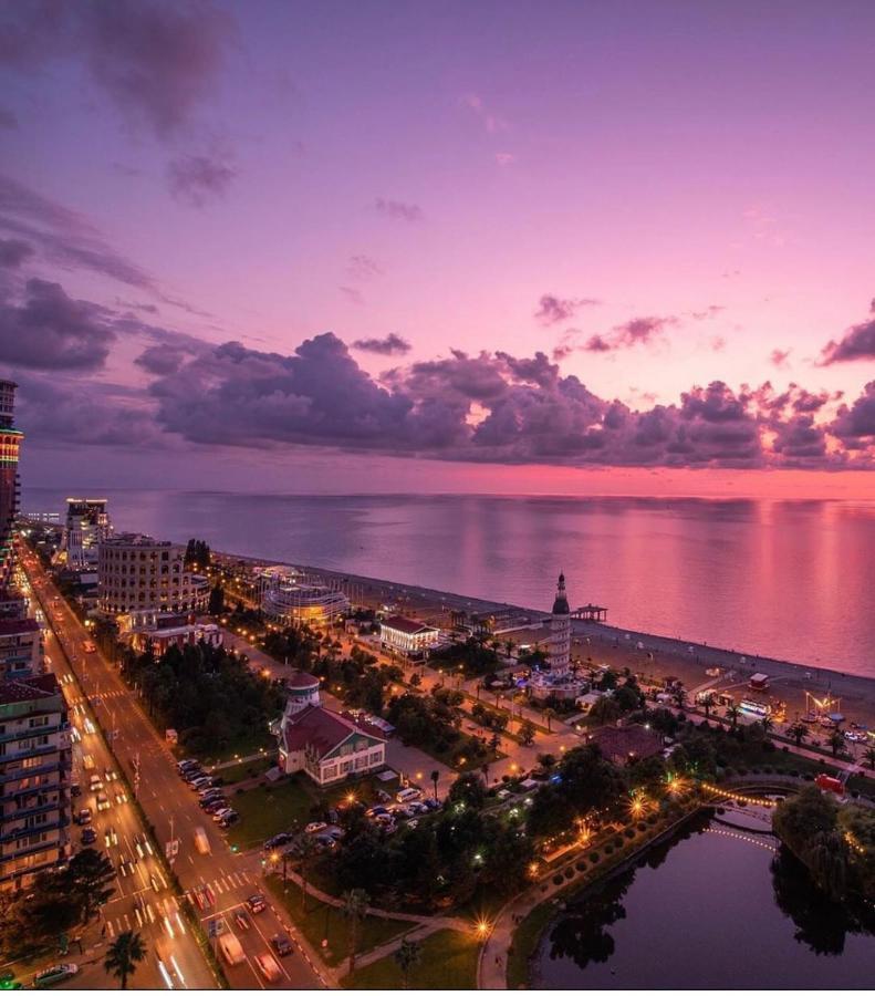 Panorama Sea View Orbi City Aparthotel Batum Dış mekan fotoğraf